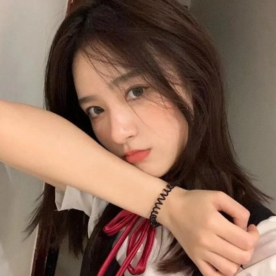 围绕电影与电视剧展开，整体节奏清晰，信息组织紧凑，兼顾可看性与内容层次。